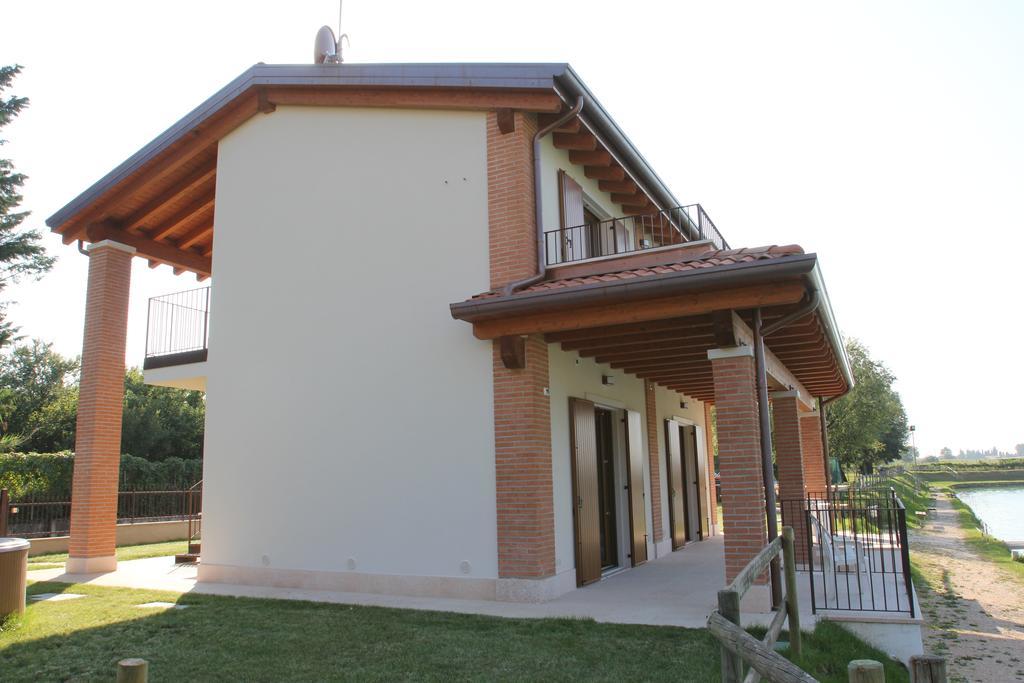 Laghetto Ai Portici Bed & Breakfast Pastrengo Bilik gambar