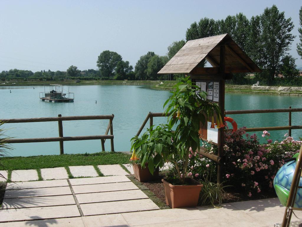 Laghetto Ai Portici Bed & Breakfast Pastrengo Luaran gambar